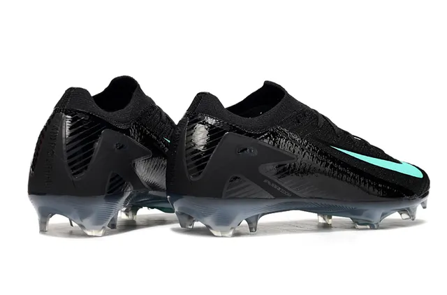 Nike Phantom GT Noir Bleu Haut en Tricot Col à Enfiler Terrain Naturel Chaussures de Football 5
