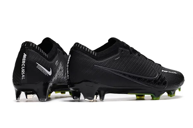Tênis de futebol Nike Phantom GT Flyknit Upper preto e verde sistema de cadarço assimétrico para campo firme 7