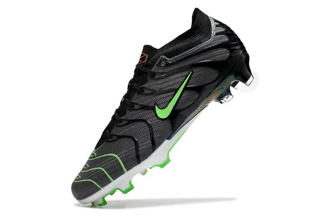Nike Phantom GT Black Green Knit Upper Wave-Pattern Synthetic Overlays Firm-Ground Soccer Shoes 3