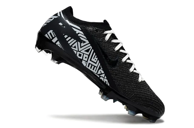 Nike Phantom GT أسود أبيض منخفض القطع جزء علوي مصمم للجوارب أرضية صلبة أحذية كرة القدم 6