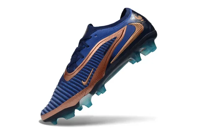 Nike Phantom GT أزرق ذهبي نسيج مطري أعلى طلاءات معدنية نحاسية أرضية صلبة أحذية كرة قدم 3