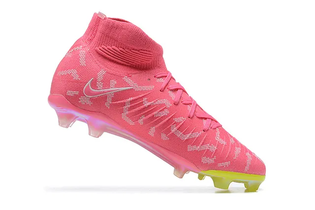Nike Phantom GT Chaussures de football pour terrain ferme en rose vif et vert néon 4