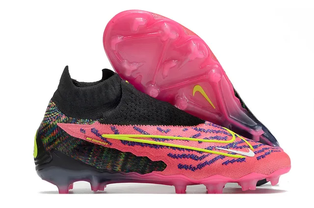 Nike Phantom GT Yellow Pink Confort de chaussette Tissu tricoté Supérieur Asymétrique Col sans lacets Surface ferme Chaussures de football 2