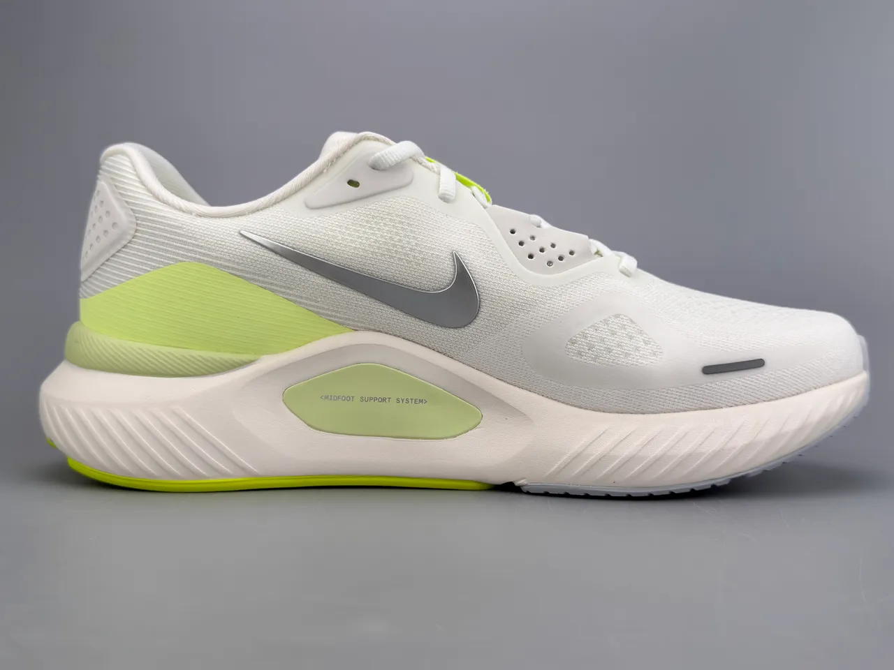 Nike ReactX White Yellow Engineered Mesh Upper Sculpted Midsole Running Shoes 10