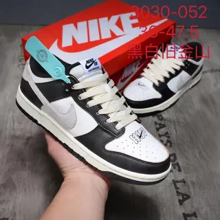 نيكي SB Dunk Low أسود أبيض كريمي لايف ستايل حذاء رياضي