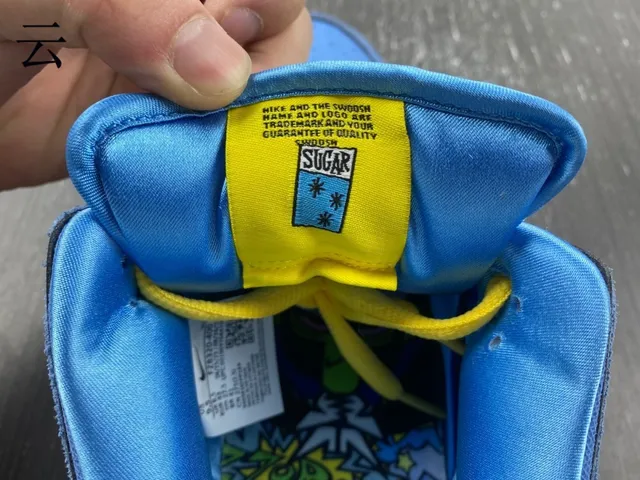 Nike SB Dunk Low नीला और पीला स्केटबोर्ड जूते 10