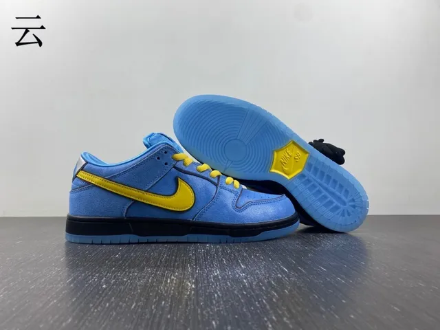 Nike SB Dunk Low नीला और पीला स्केटबोर्ड जूते 17