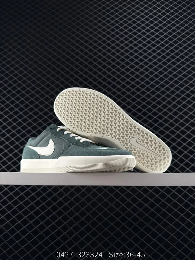 Nike SB Force 58 Chaussures de skateboard vert foncé et off-white 3