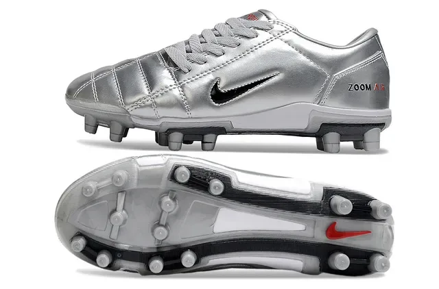 Nike सिल्वर ब्लैक मेटालिक क्विल्टेड ऊपरी लो-कट क्लेट फर्म ग्राउंड फुटबॉल जूते 5