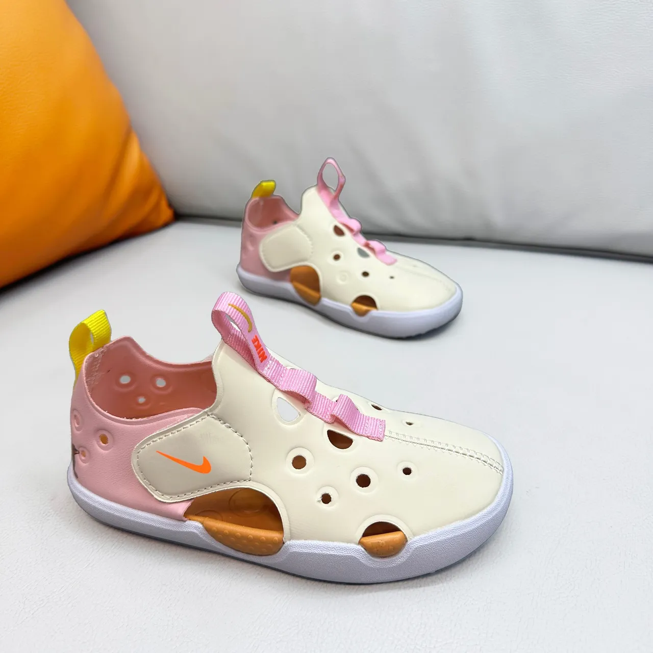 Nike Sunray Protect Kids Pink Perforated Strap Casual Sandals 5