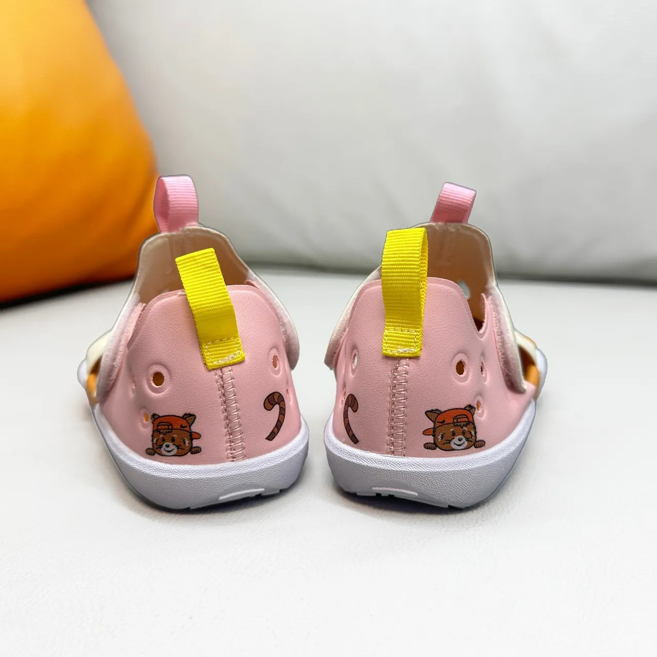 Nike Sunray Protect Kids Pink Perforated Strap Casual Sandals 6