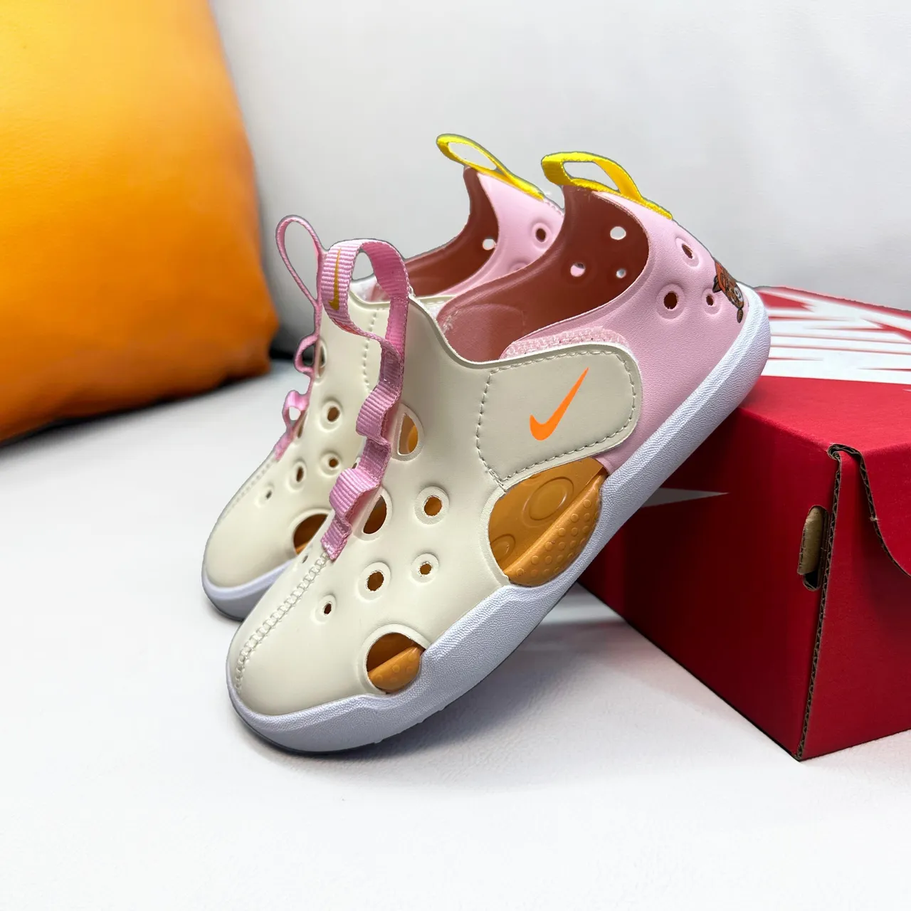 Nike Sunray Protect Kids Pink Perforated Strap Casual Sandals 8