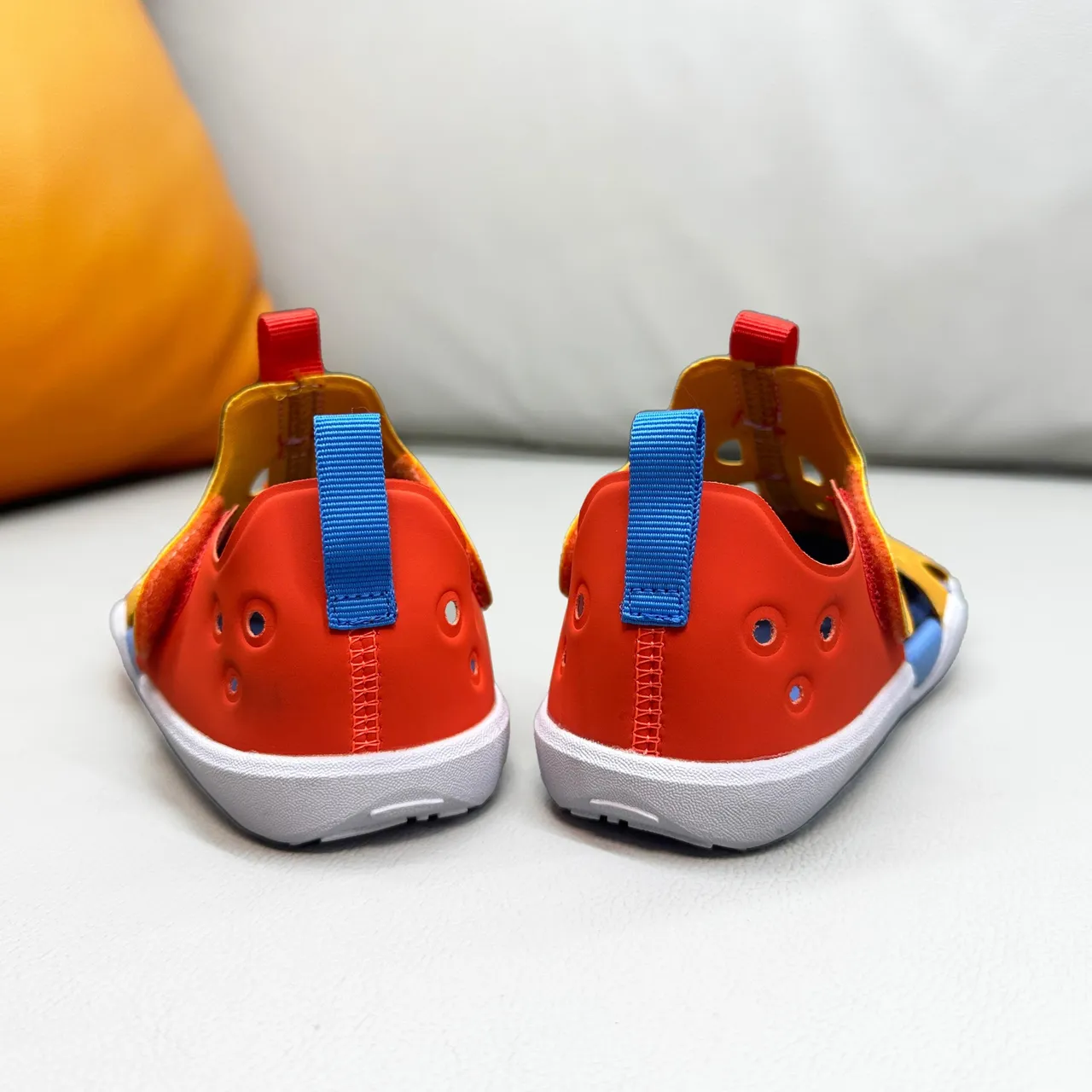 Nike Sunray Protect Kids Pink Perforated Strap Casual Sandals 15