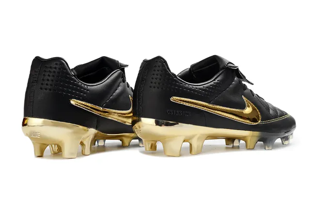 Nike Tiempo Legend কালো এবং গোল্ড ফর্ম গ্রাউন্ড সকার শোজ 5