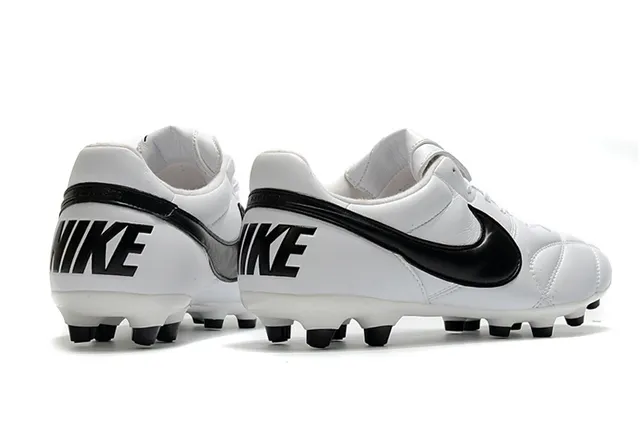 Nike Tiempo नारंगी काला लो-कट क्विल्टेड लेदर अपर फर्म-ग्राउंड फुटबॉल जूते 18