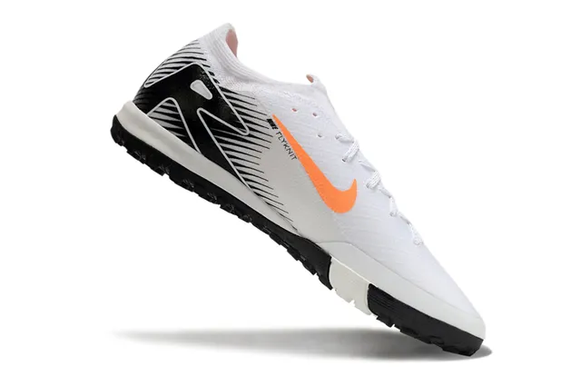 Nike White Black Low-Cut Knit Upper Turf Soccer Shoes 2