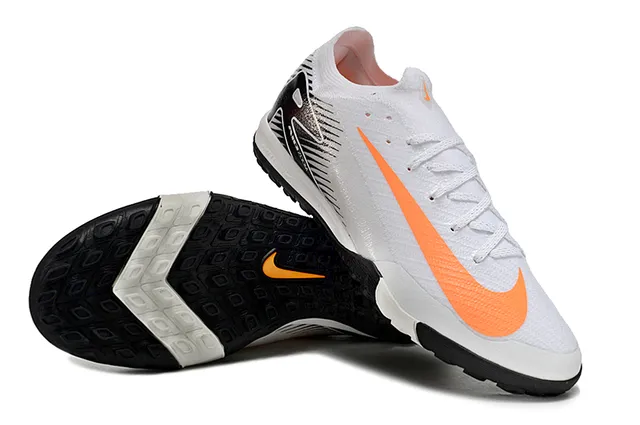 Nike White Black Low-Cut Knit Upper Turf Soccer Shoes 4