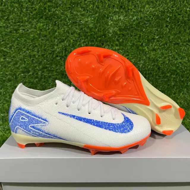 Nike أحذية كرة القدم أبيض أزرق مع upper منسوج ياقة ديناميكية Firm-Ground 10