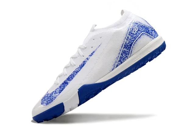 Nike White Blue Knit Upper Spray-Graphic Overlay Turf Soccer Shoes 3