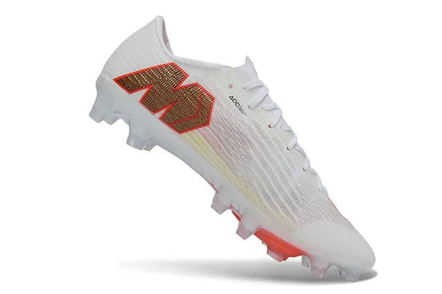 Nike branco e laranja Flyweave upper solado transparente Firm-Ground sapatos de futebol 2