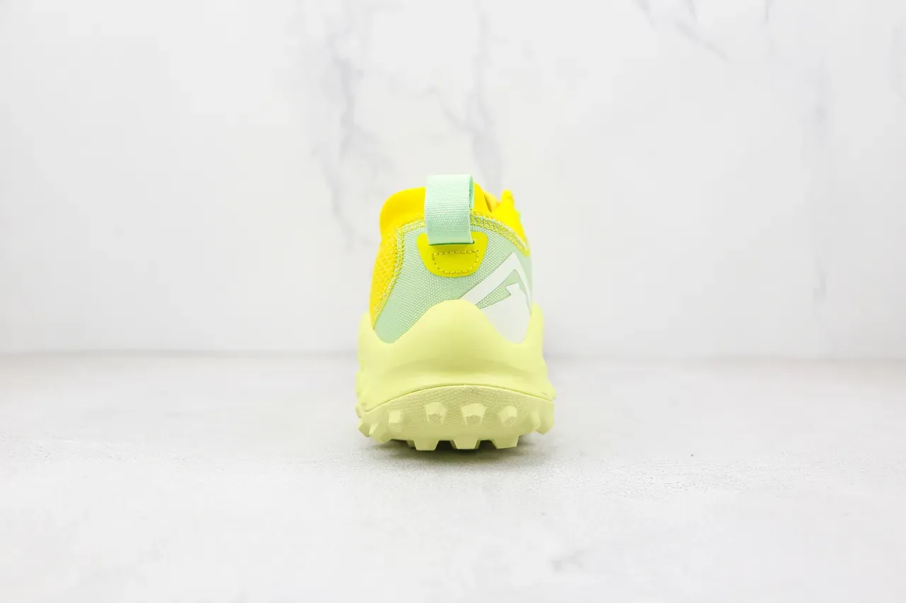 Nike Yellow Green Mesh Upper Sculpted Wavy Midsole Sneakers 9