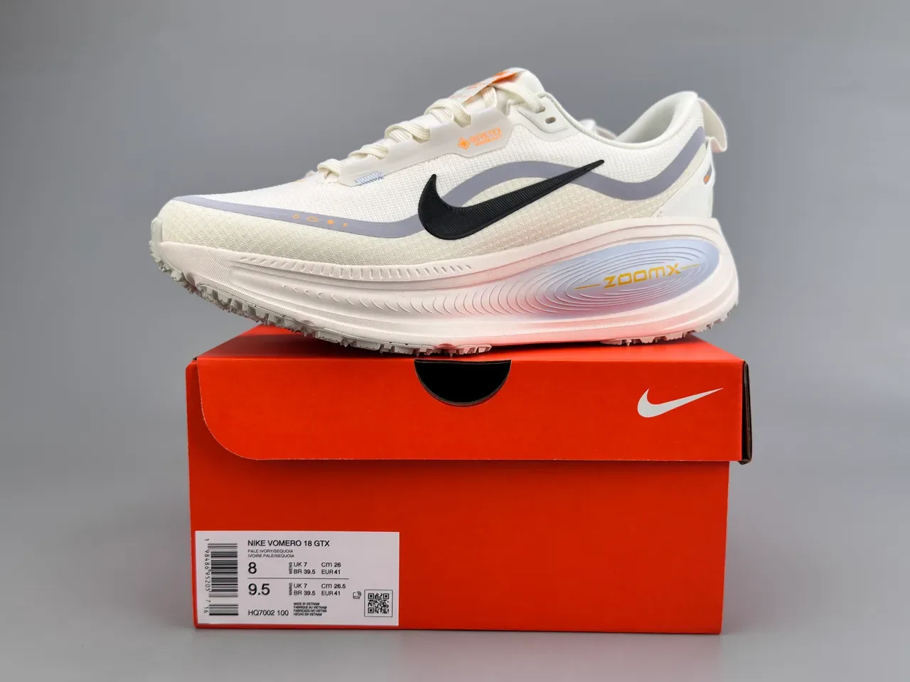 Nike ZoomX 米灰色 工程网布鞋面 GORE-TEX 防水 跑鞋 4