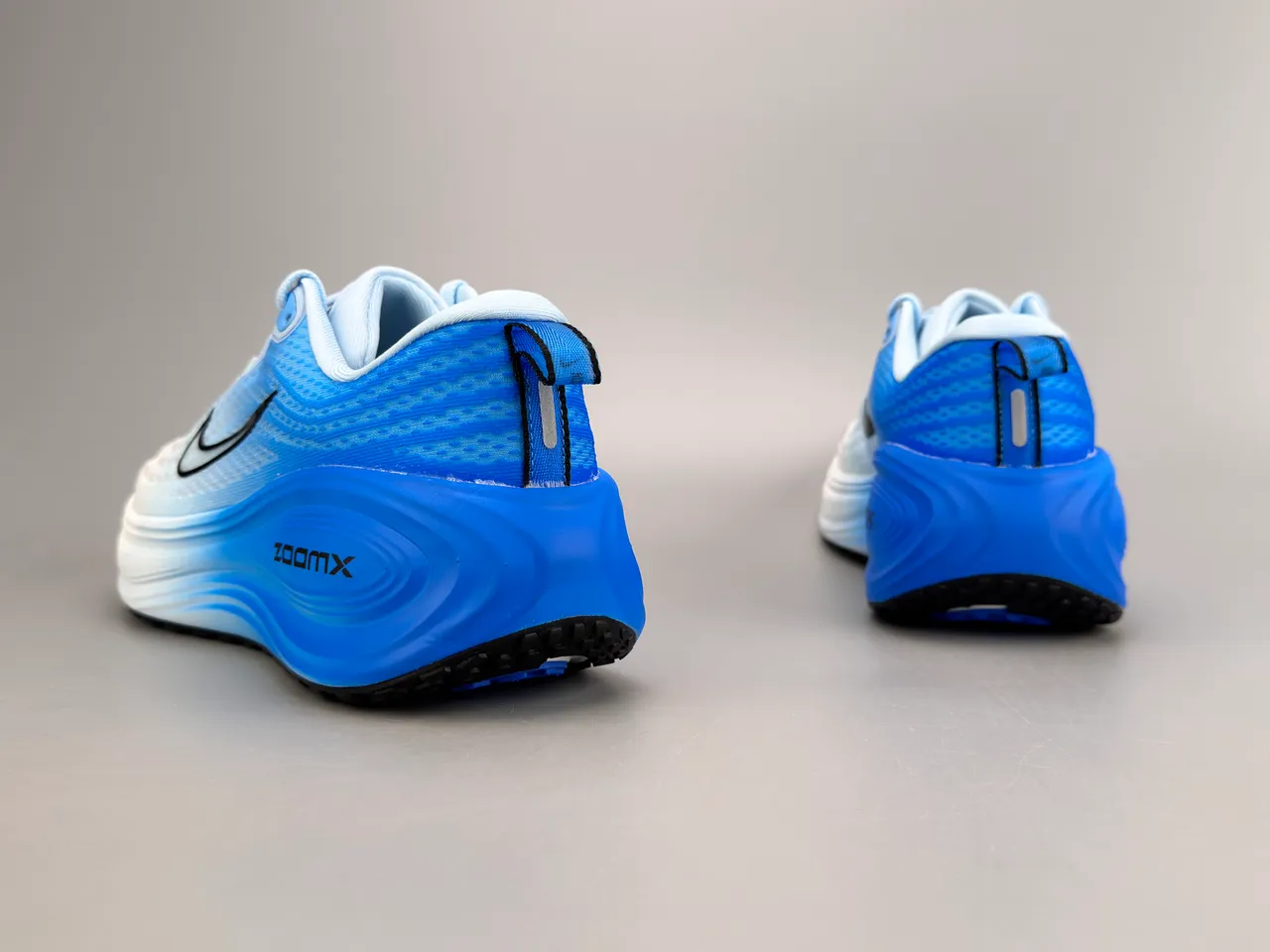Nike ZoomX Invincible Run Gradient Blue Chaussures de course 9