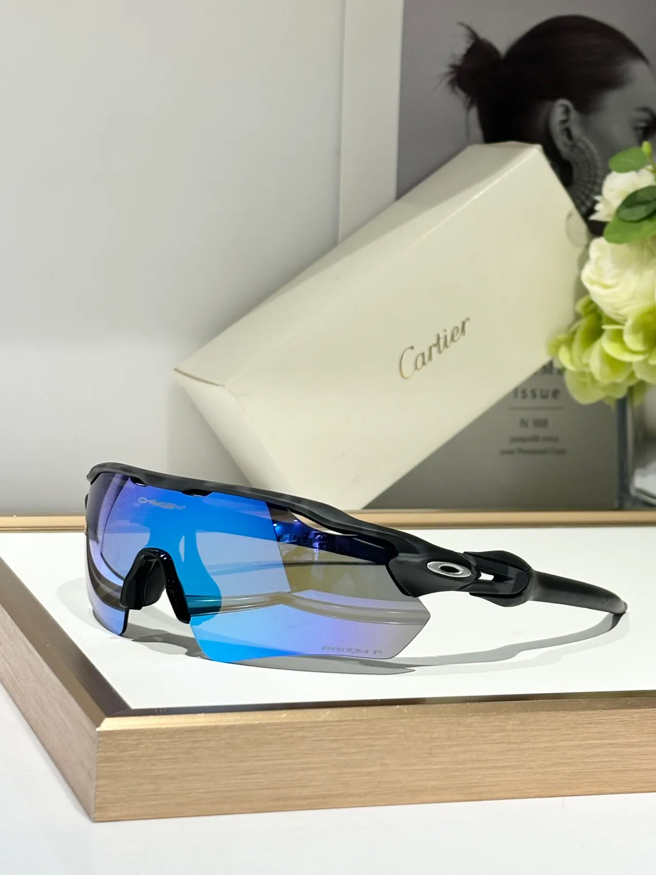 Oakley Radar কালো ধূসর র‍্যাপআরাউন্ড শিল্ড ভেন্টেড ব্রো বার সানগ্লাস 9