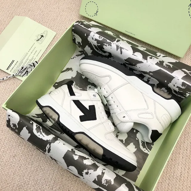 Off-White Arrow Black Baskets de Style de Vie à Encolure Basse avec Orteil Perforé 7