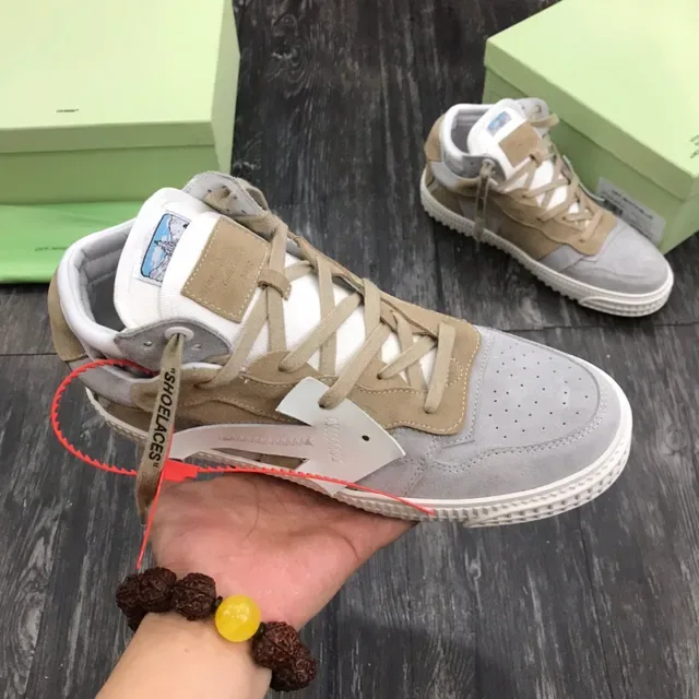 Off-White 米灰工业带层叠麂皮生活休闲鞋 7