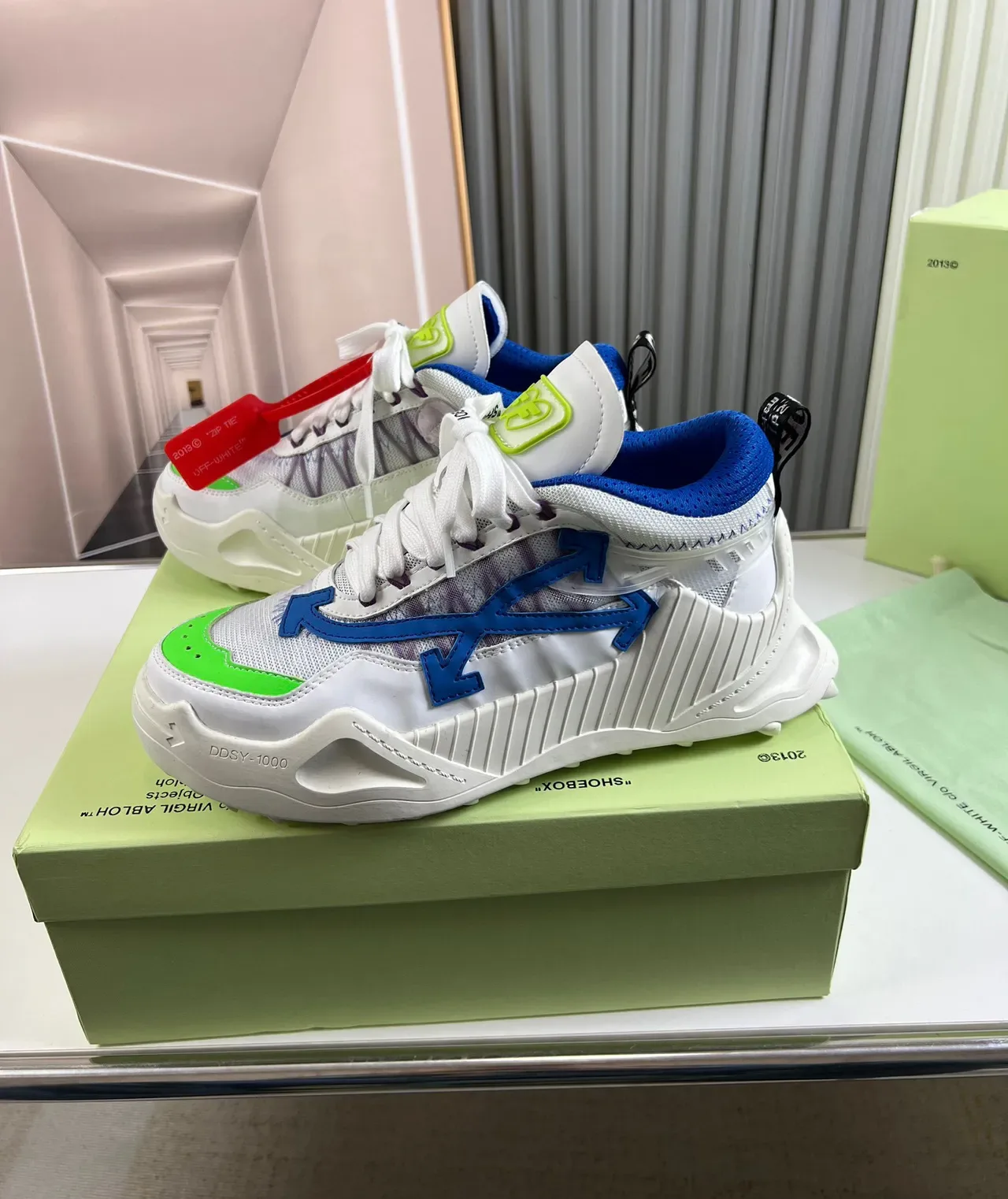 Off-White Tênis Chunky Sola Azul Logo Flecha Diagonal 8