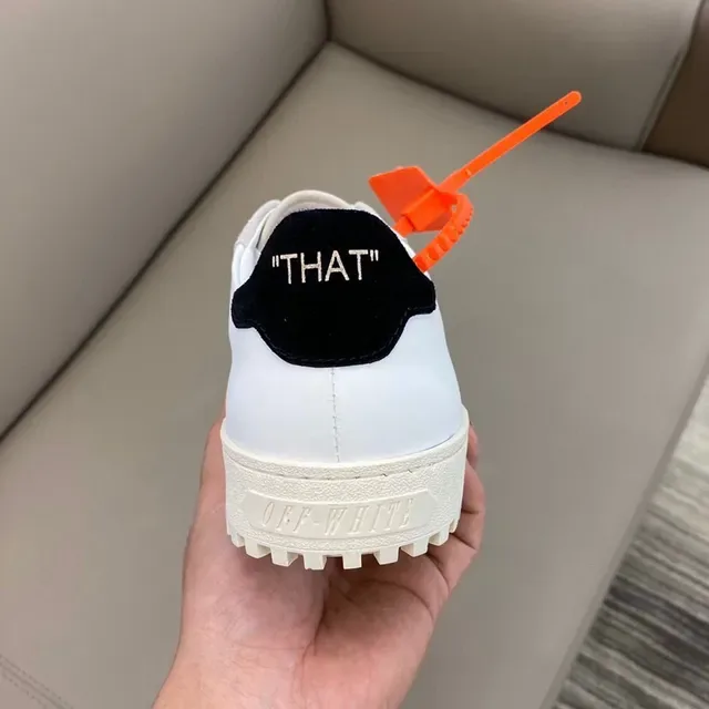Off-White Sneakers Lifestyle Blanc et Gris Logo Flèche Diagonale 3