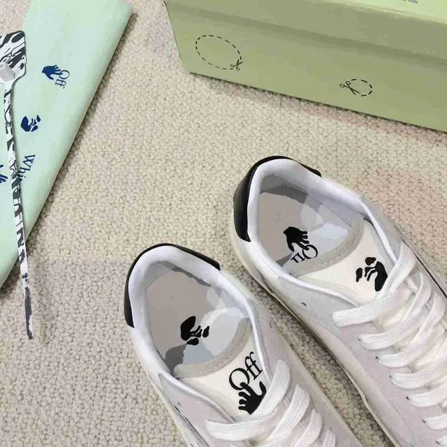 Off-White Fund Gray Baskets Lifestyle à Construction Suédé-Cuir Panelées à Collet Bas 2