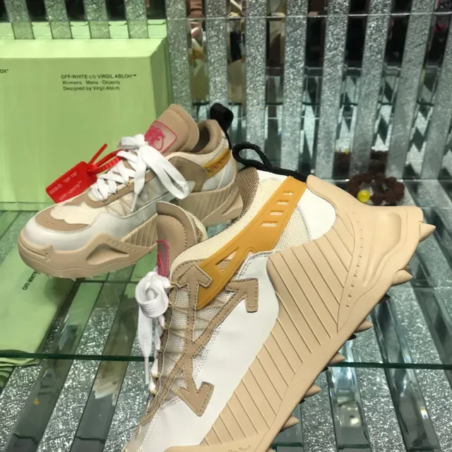 Off-White Runner 米白红厚底运动鞋 5