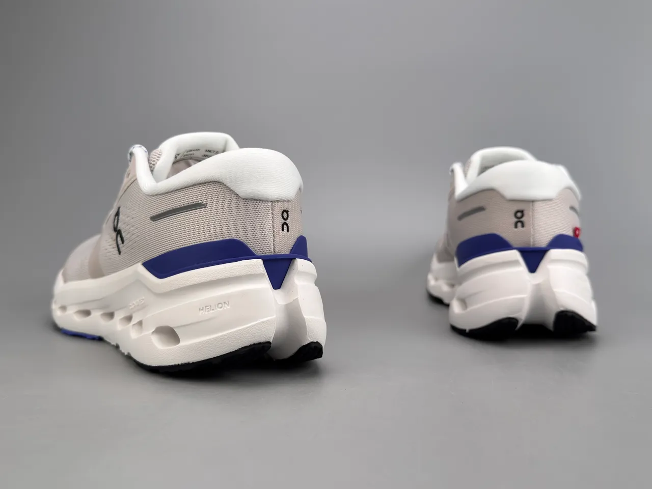 On Beige Bleu respirant maille supérieure ingénieril ouvert hexagonal CloudTec coussinets mediopie chaussures de course 7
