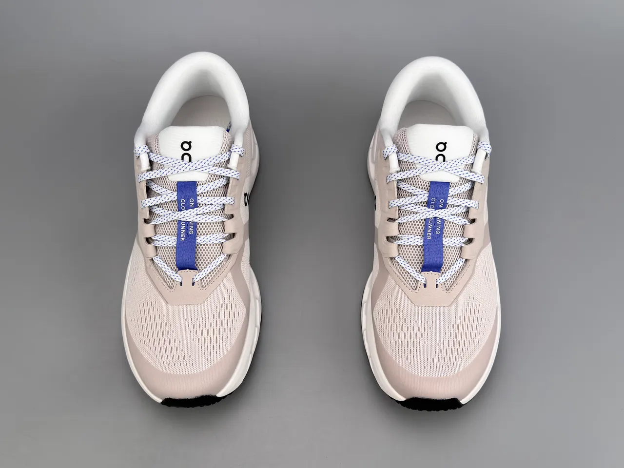 On Beige Bleu respirant maille supérieure ingénieril ouvert hexagonal CloudTec coussinets mediopie chaussures de course 9