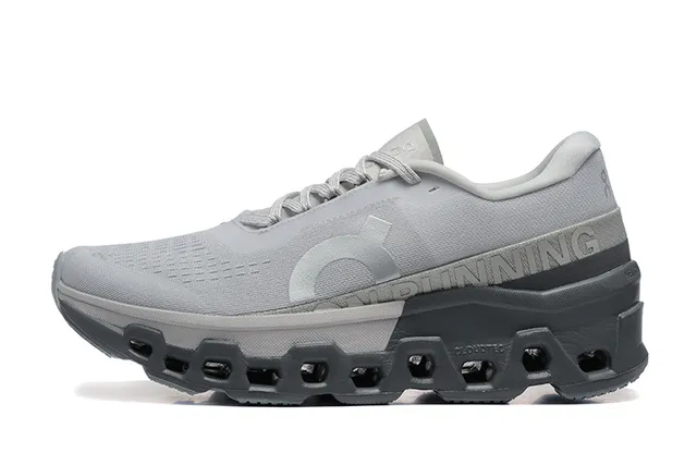 On Cloudmonster Light Gray দৌড়ের জুতো 5