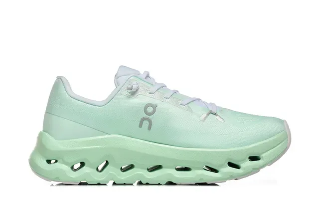 On Cloudmonster Vert Menthe Chaussures Running 3