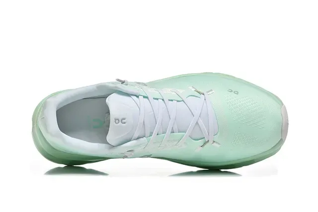 On Cloudmonster Vert Menthe Chaussures Running 4