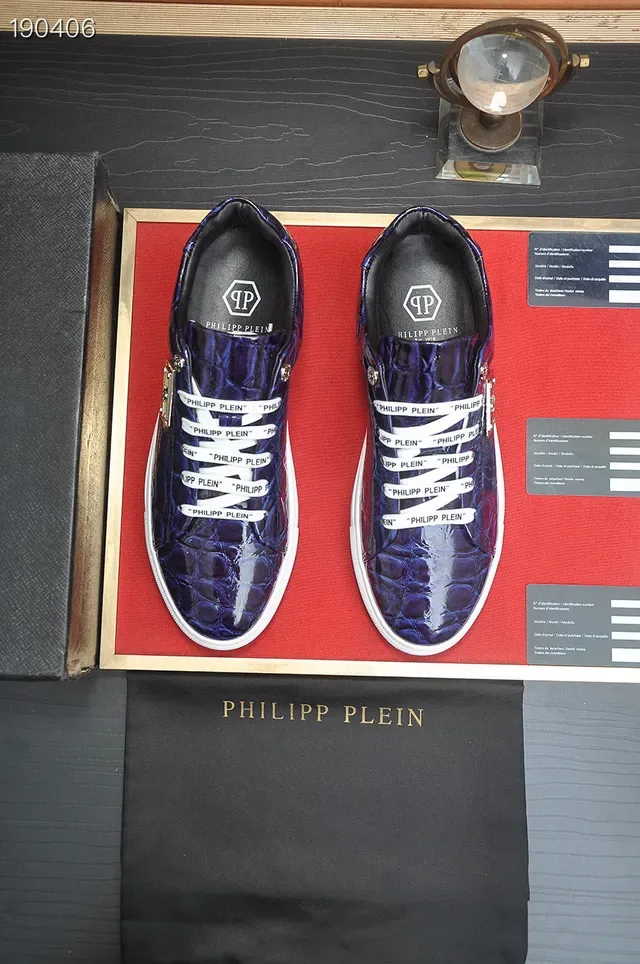Philipp Plein Sneakers Lifestyle en Cuir Embossé Crocodile Bleu et Blanc avec Lacets Tressés et Branding 7