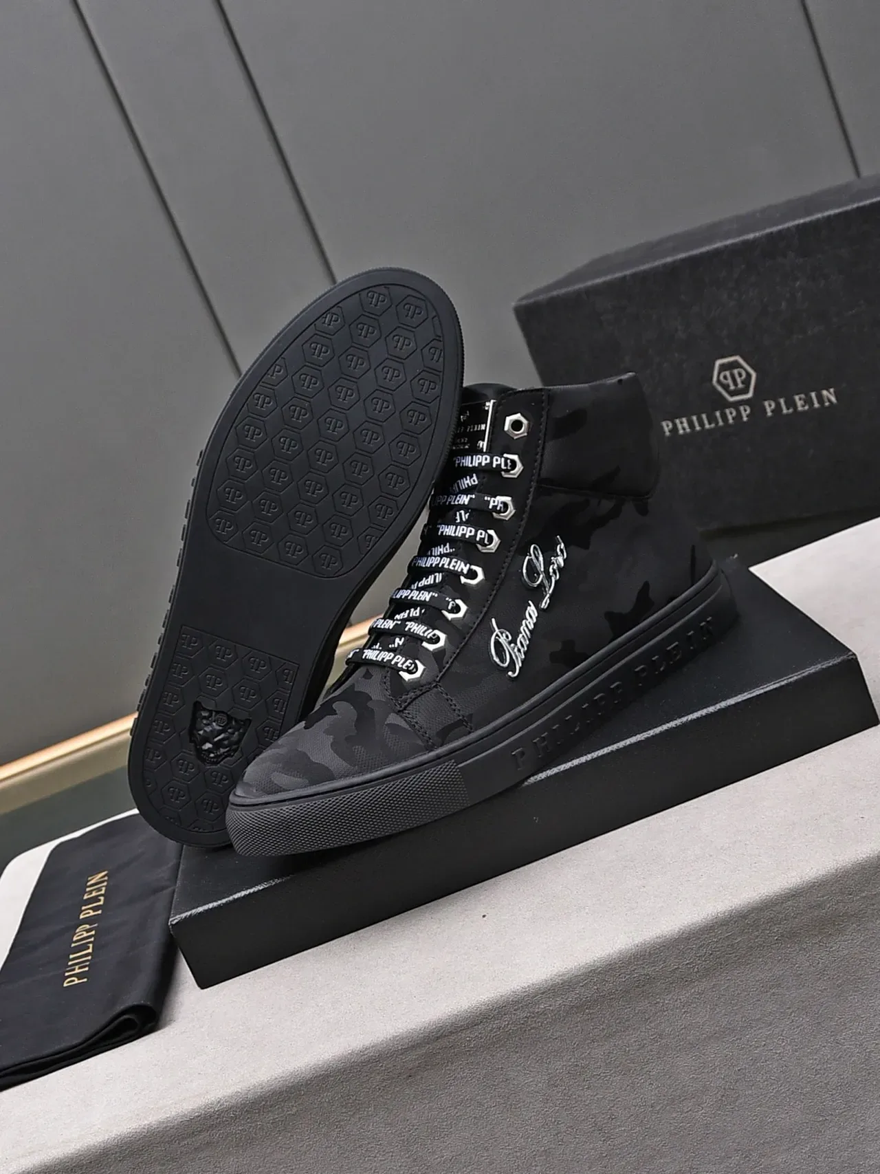 Philipp Plein Tênis Lifestyle Alto Preto Prata Estampa Camuflagem 4