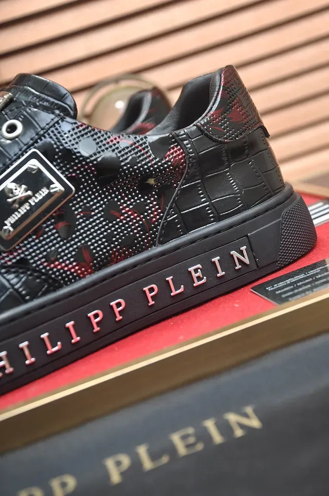Philipp Plein Tiger أحذية رياضية جلد أسود ذهبي لامع مصقول بتصميم مطرز 7