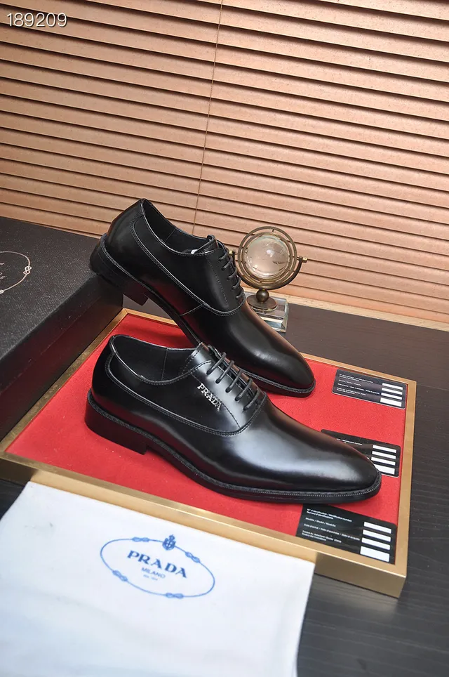 Zapatos Oxford Prada de Cap-Toe Negro Pulido 5