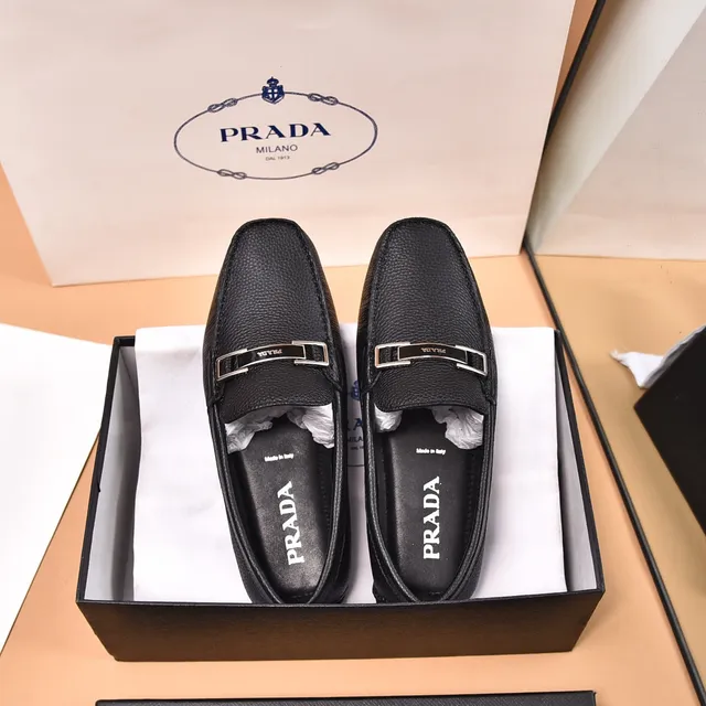 Prada Black Silver Pebbled Leather Metal Horsebit Buckle Loafer 9