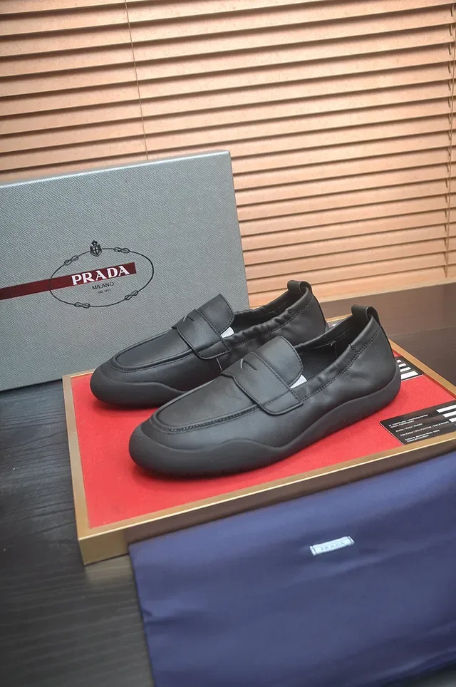 Prada Mocassim Preto Couro Macio Alça Penny 4