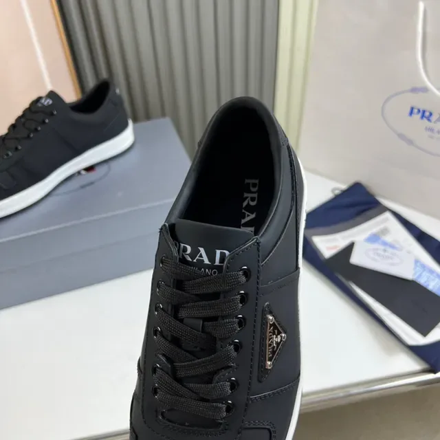 Prada Black White Low-Top Perforated Toe Lifestyle Sneakers 2