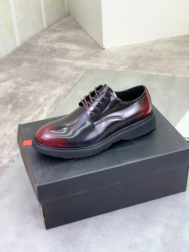 Prada Burgundy Black High-Gloss Gradient Leather Closed-Lace Oxford Shoes 4