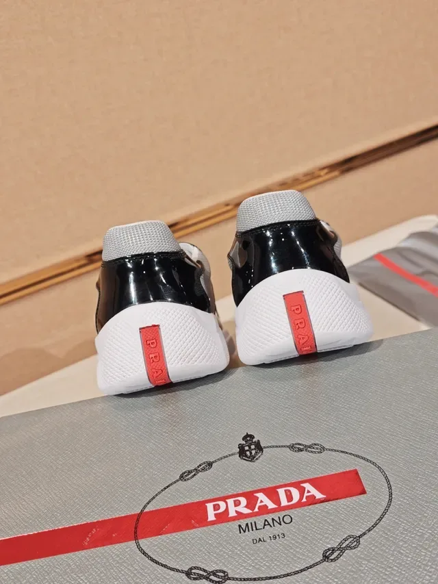 Prada 酒红色 黑色漆皮点缀 网面 休闲运动鞋 3