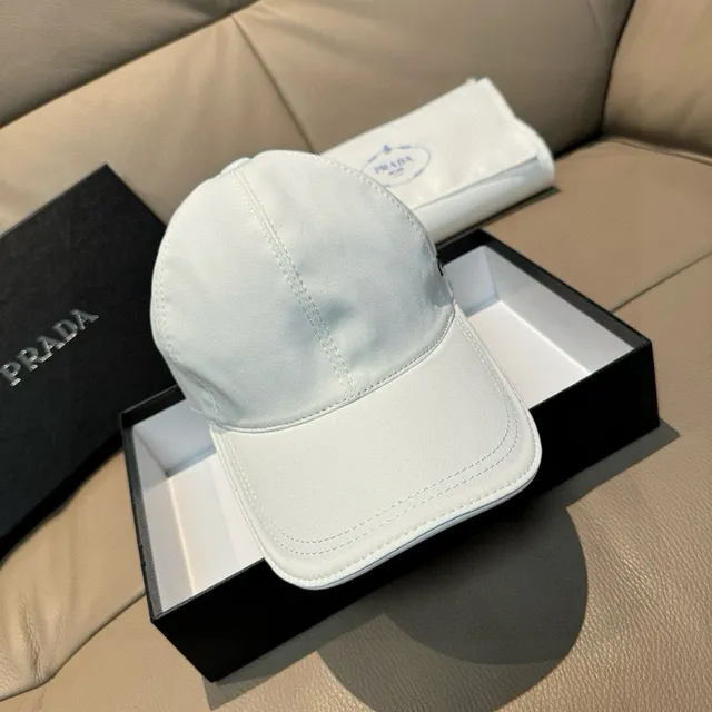 Prada brodé Logo Off-White Baseball Cap 7