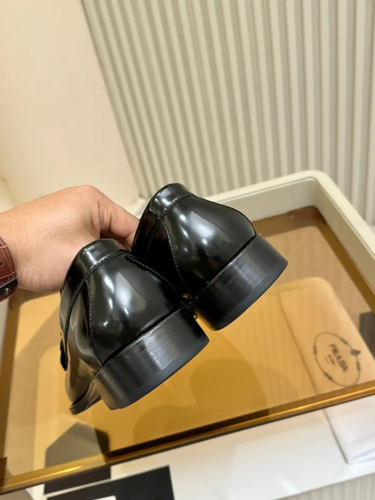 Prada Horsebit Loafers Couro Patentado Preto 3